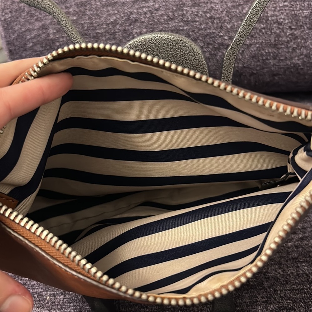 Splendid Wristlet Pouch - Picture 3 of 3